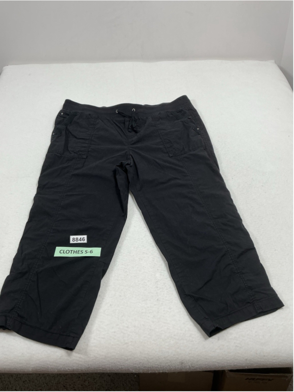 Womans Excellent Khakis & Co Pullon Capri Pants Size 16 Black Adjustible